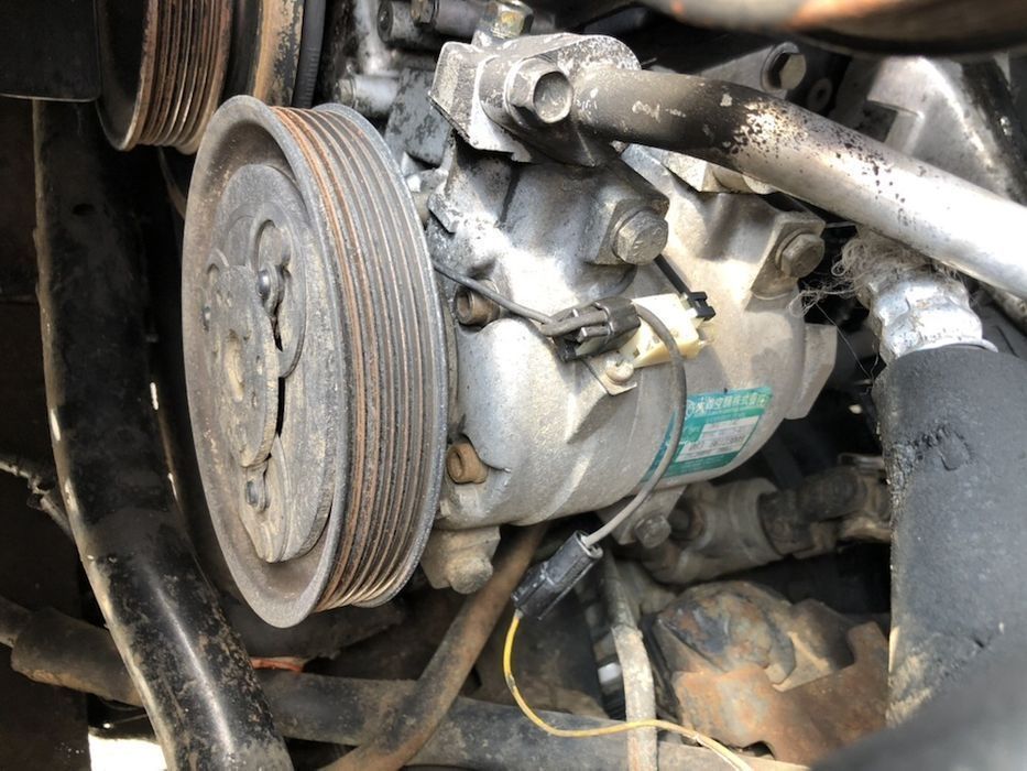 Compresor climă Ssang Yong musso daewoo 2.9 td mercedes D29M Om602 cutie manuala 5 trepte bara fata capota fără stop geam usa