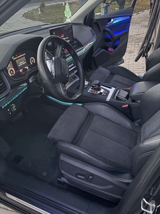 Audi Q5 ani 2022 -2L Disel -204 Cp
