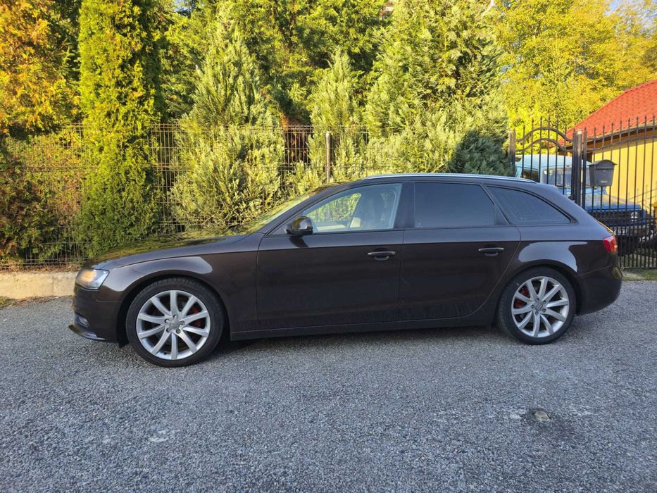 AUDI A4 Avant 2012 — imagine 2