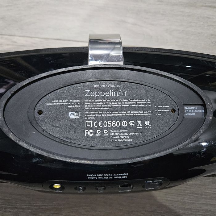 Boxa audio Bowers & Wilkins ZeppelinAir, pentru piese!