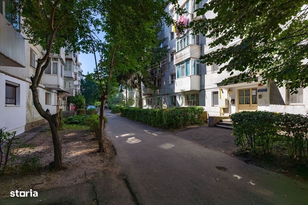 Apartament 2 camere, Etaj 2, Str. Orizontului, Bacau
