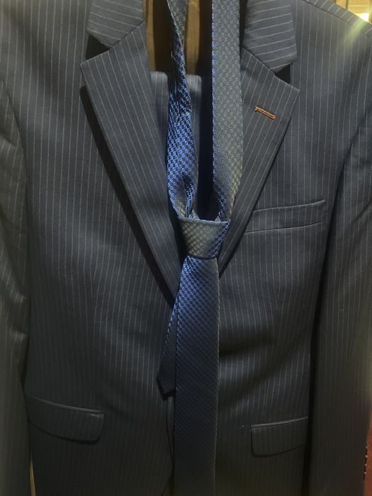 Костюм , новый , очень хорошего качества