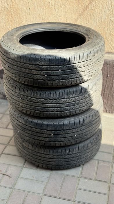 Продам летнюю резину б/У.