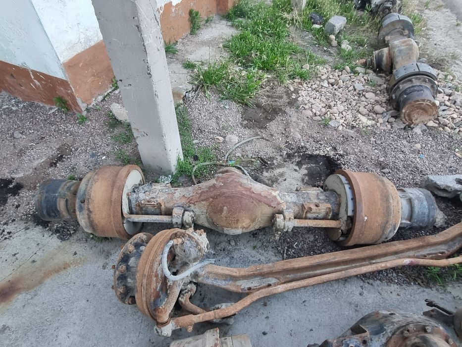 Laz aftobus zapchastlari