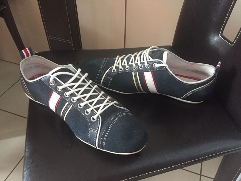 Incaltaminte/tenesi/pantofi ZARA CASUAL