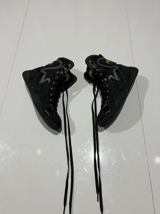 Боксерки Venom.