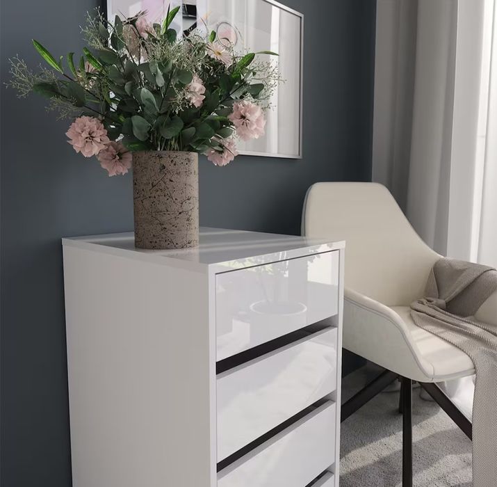 Шкаф с 4 чекмеджета бял гланц 10228