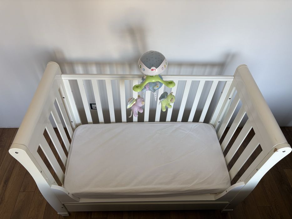 Fisher Price Музикална въртележка за легло МЕЧЕТА-ПЕПЕРУДИ