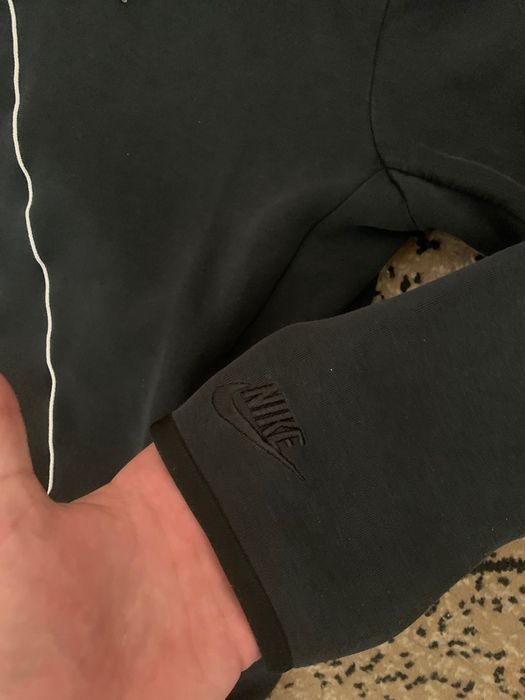 Мъжки спортни екипи: Nike tech fleece,Nike,under armour