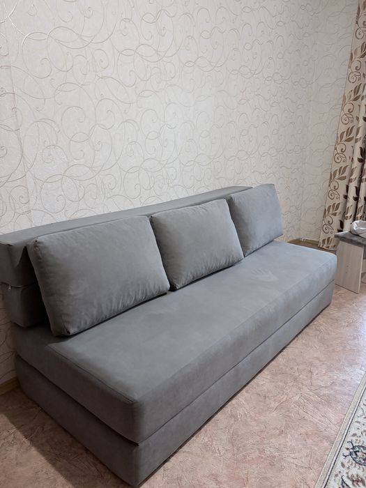 Продам диван бескаркасный