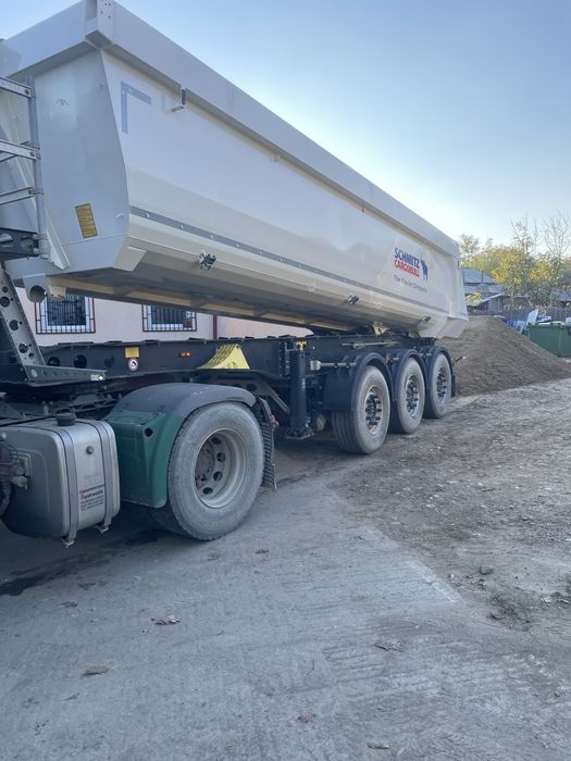 Transport utilaje, marfa, agregate,inchiriere trailer