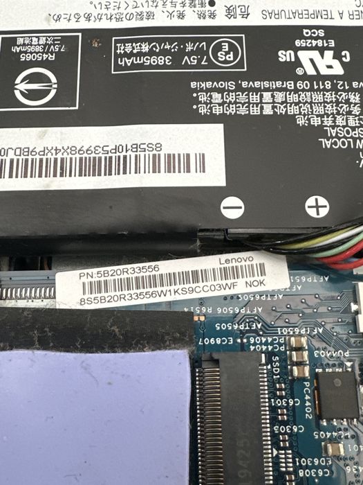 Lenovo V130 de piese complet
