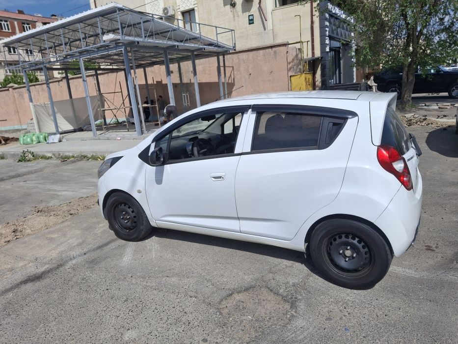 Chevrolet Spark 2015 — 3