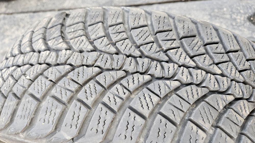 2бр като нови гуми 205 55 17 кумхо