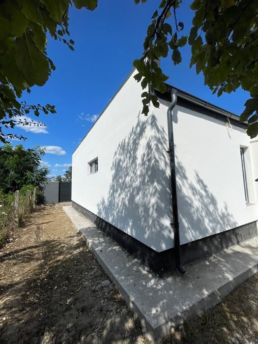 Proprietar vand casa