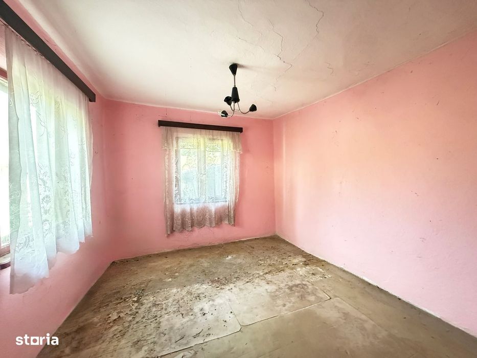 Rahova-Piatra Alba | Casa cu 2 Camere-Teren 184 mp | Toate Utilitatile