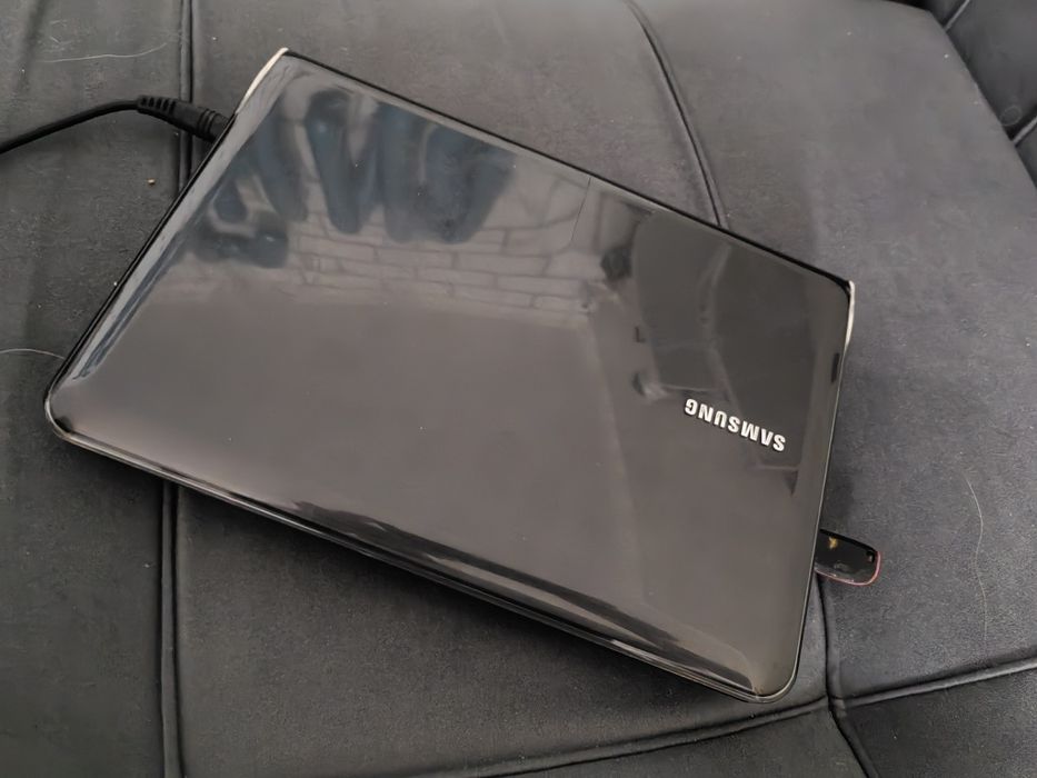 нетбук Samsung в хорошем состоянии