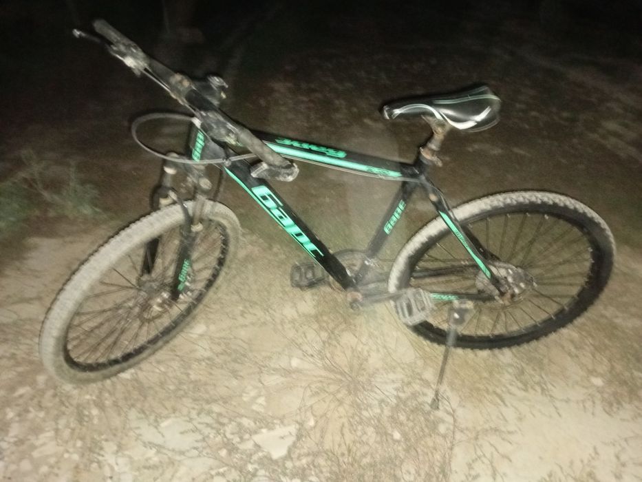 Продаю велосипед срочно ,