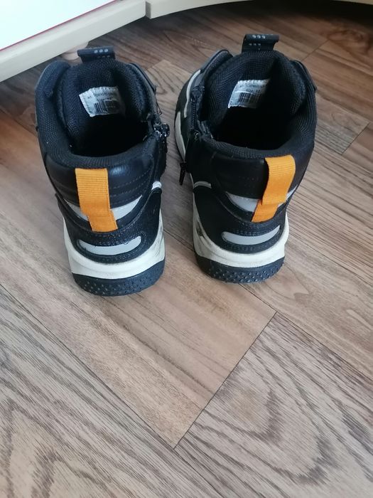 Ботинки для мальчика весна