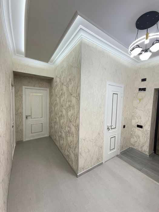 Яшнабад улица Иззат-58 Новостройке продаю квартиру  1/2/8  45м2