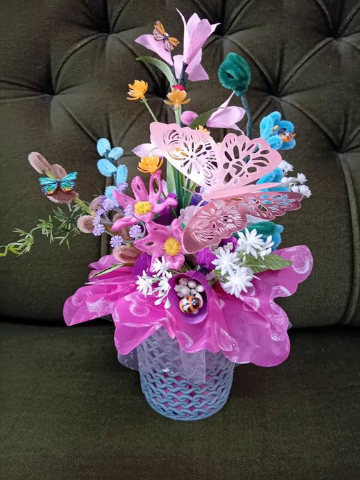 ЦВЕТЯ - ръчно изработени