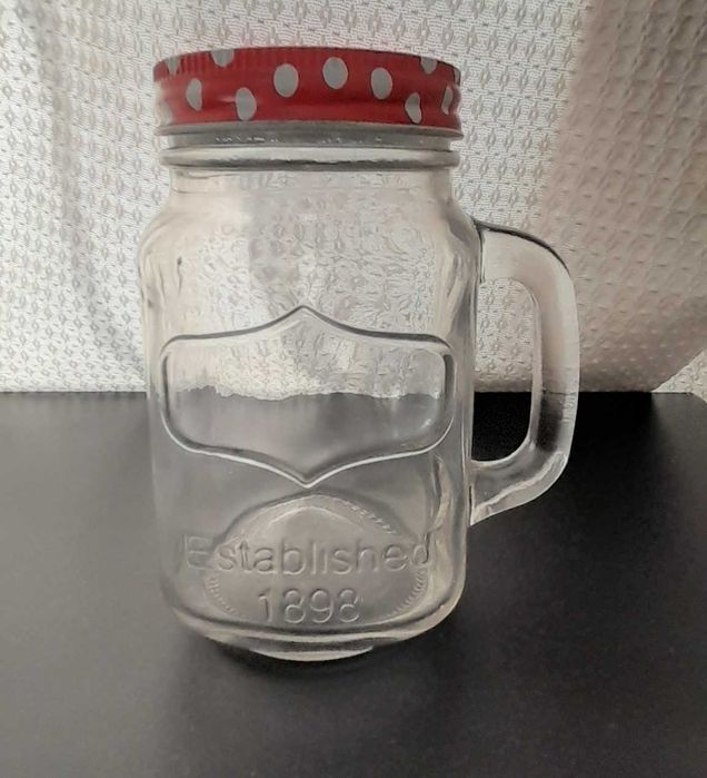 продам банки с крышкой