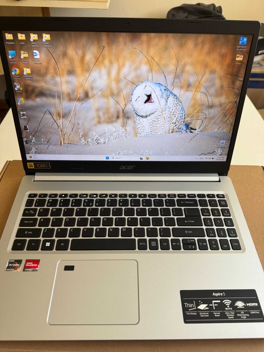 Acer Aspire E5-575G-53VG - i5 6200U, 8GB Ram, Nvidia 940MX