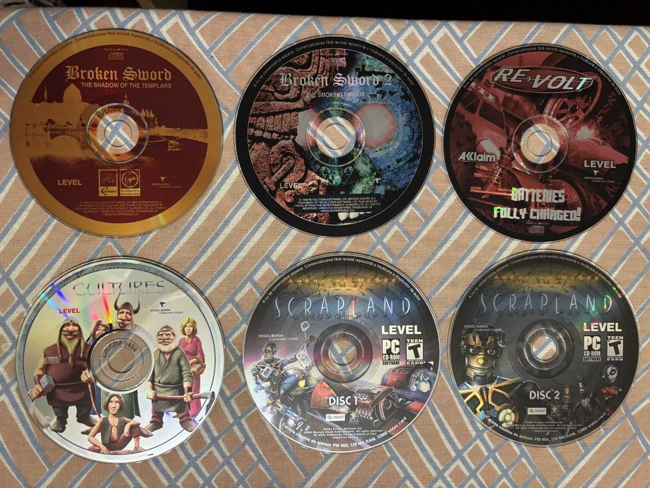 CD jocuri revista Level