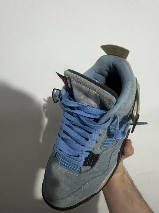Jordan 4 University Blue