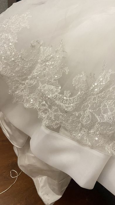 свадебное платье с фатой