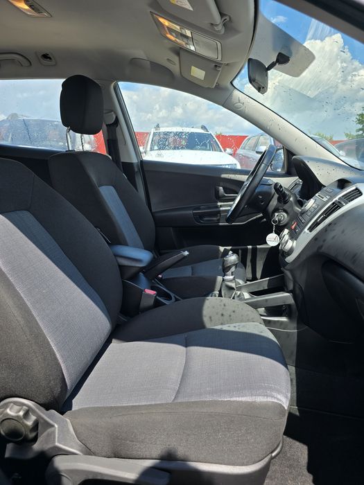 Kia Ceed 1.6crdi 2011 RATE GARANTIE