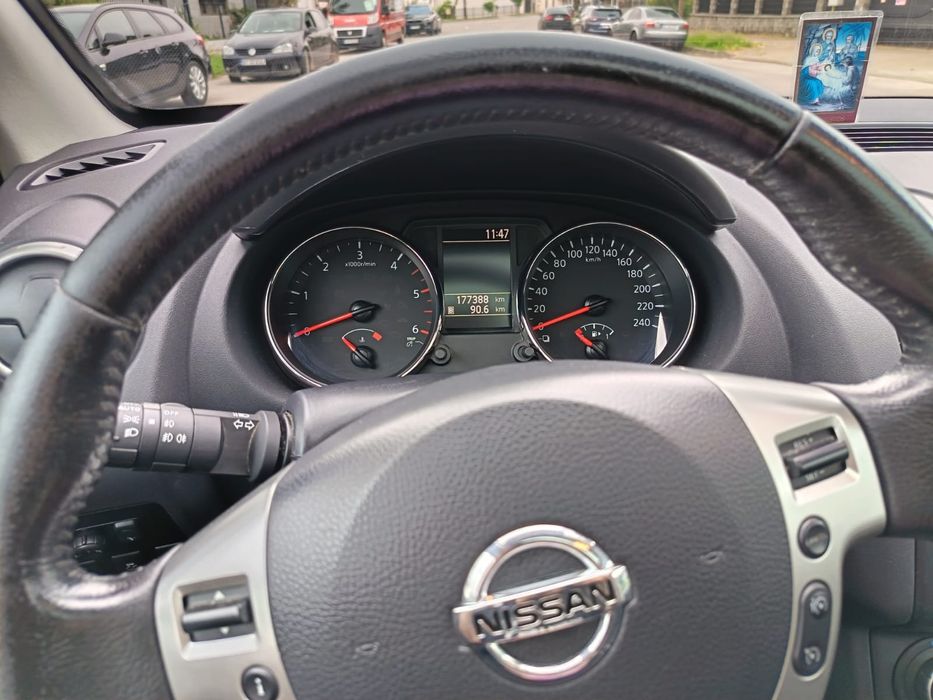 Nisan Qashqai  Tekana