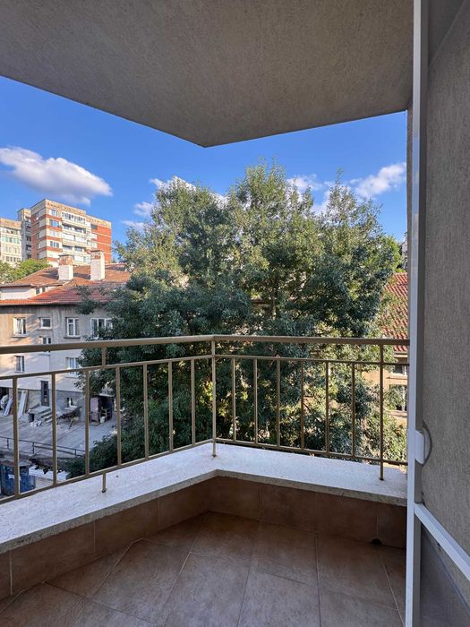 Двустаен апартамент под наем - кв. Лозенец, София