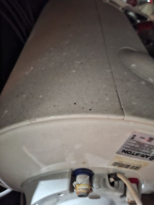 Холодильник арестован газ плита