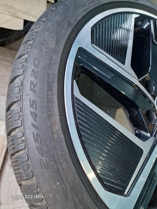 285 40 20 Pirelli P Zero 108 V 245 45 20 Pirelli 8мм DOT 23