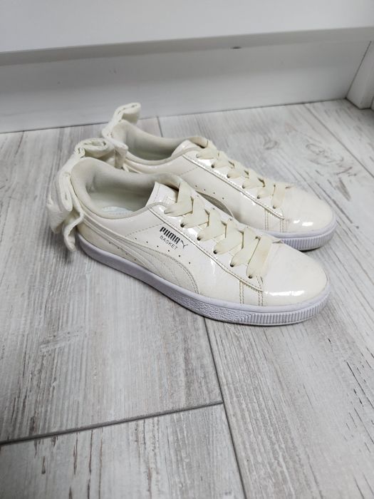 Обувки Puma с панделка