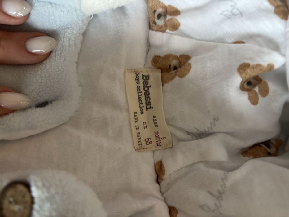 Бебшки зимни космонавти