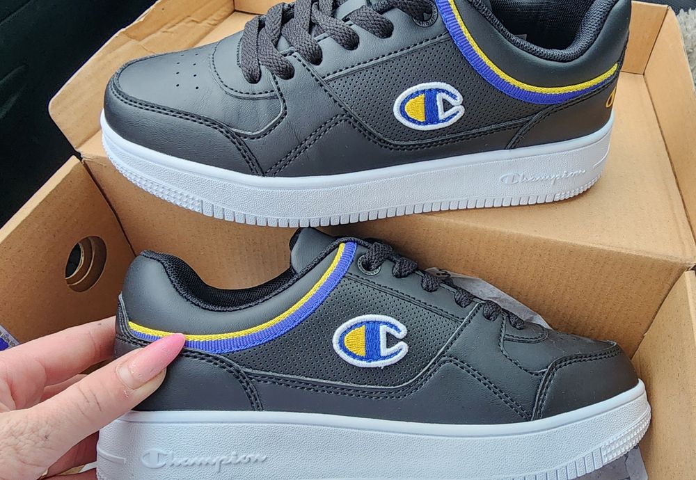 Adidași Champion Damă