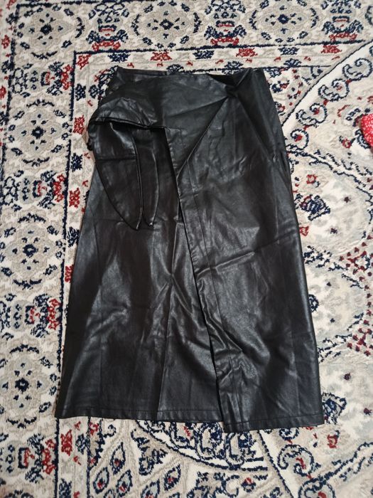 Продам вещи , носились 1/2 раза