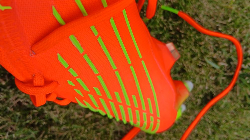 Ghete fotbal predator adidas elite