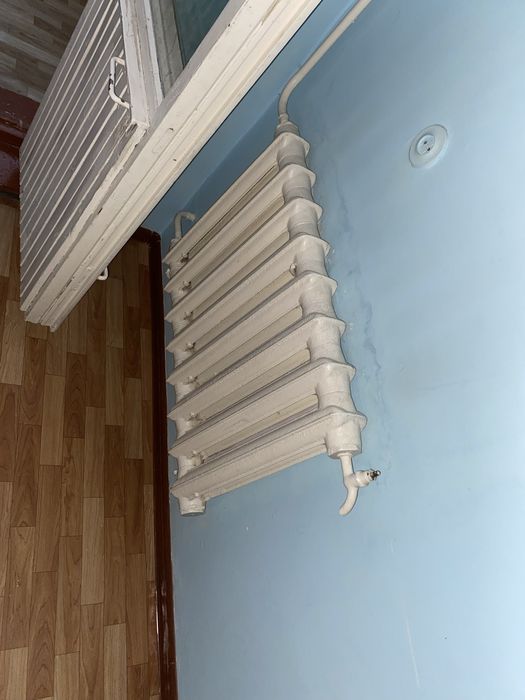 5 разных размеров чугунные батареи .