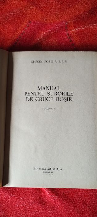 Tankönyv Ápolónővérek Számára II. III. Kötet, Manual pt. Surori Vol I.