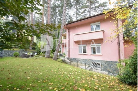 Продава се Къща в Банкя - 244 кв.м за 1986 €/кв.м - Снимка #1