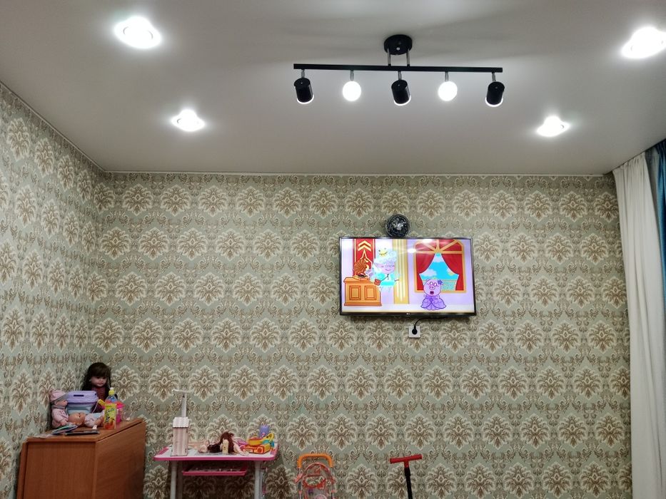 Срочно продам 2 комнатную квартиру