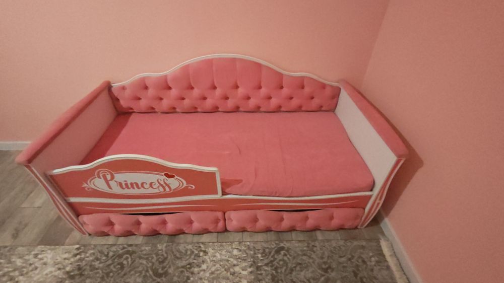 Кровать подростковая