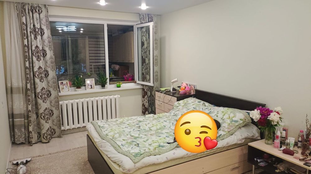 продается 3 комнатная квартира