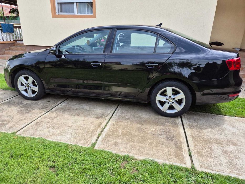 VOLKSWAGEN Jetta 2014 — imagine 5