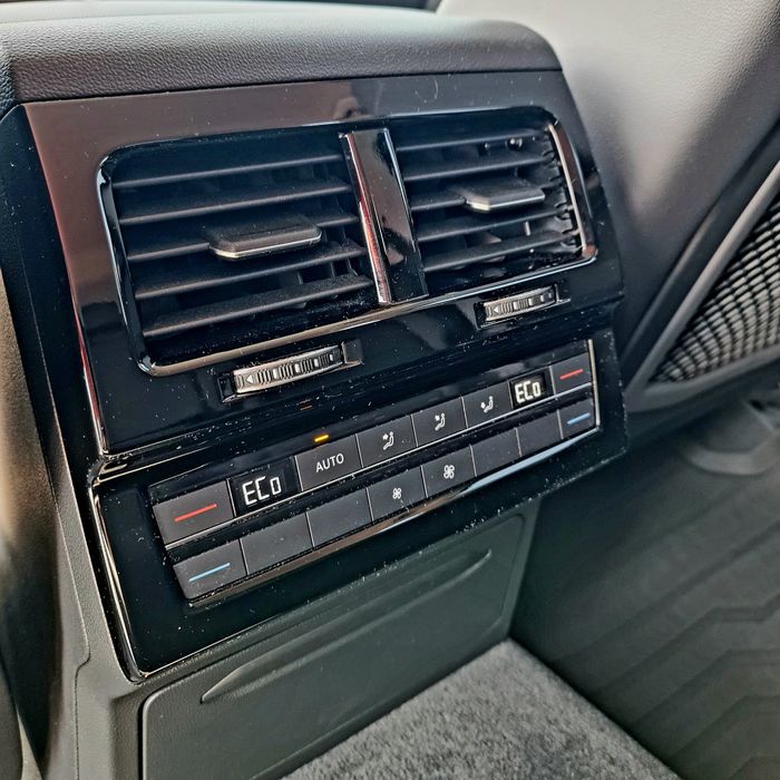 VW Touareg Elegance 3.0 V6 TDI (286 CP) | Full PPF | Suspensie Pneumatică | TVA Deducibil