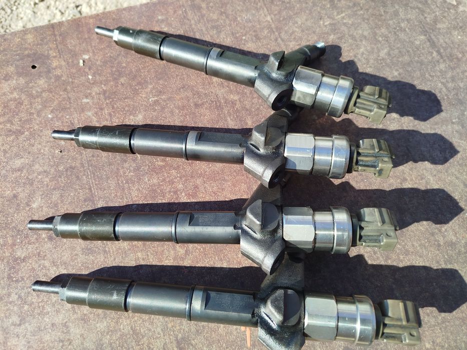 Дюзи за Нисан Примера 2.2dci