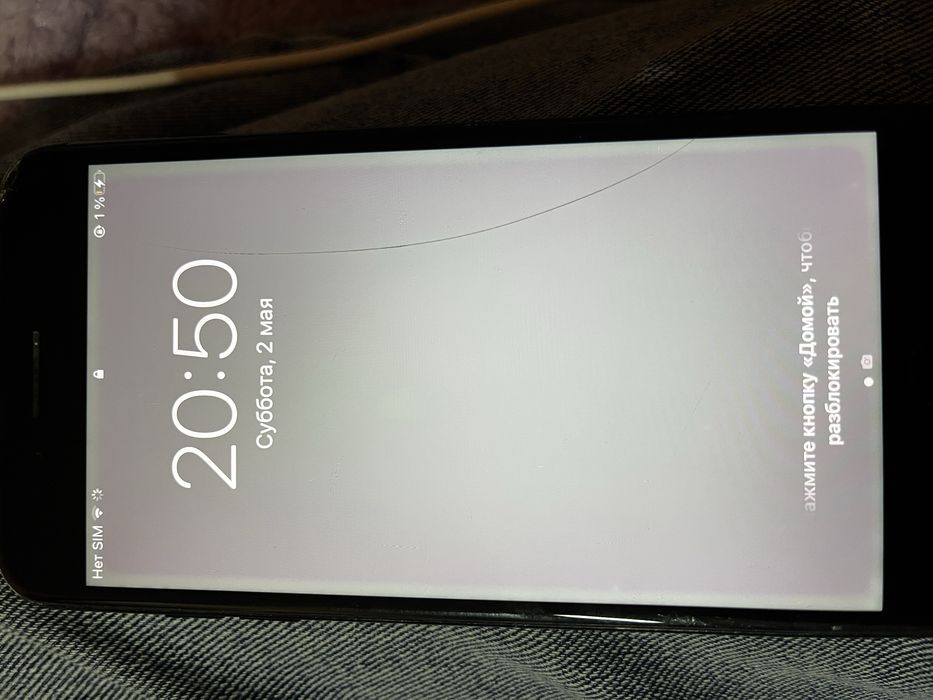 Айфон 7+, продам
